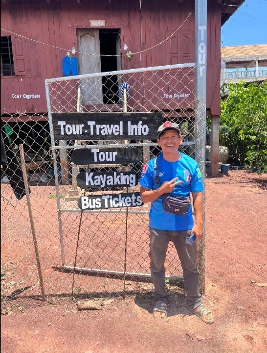 Novo, local founder and certified guide in Kratié
